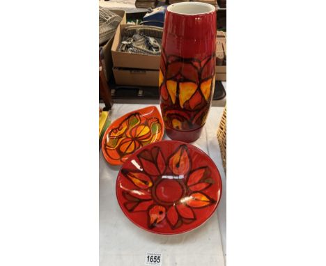 3 pieces of Poole pottery 
