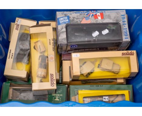 Solido. A boxed group of military vehicles and tanks.: