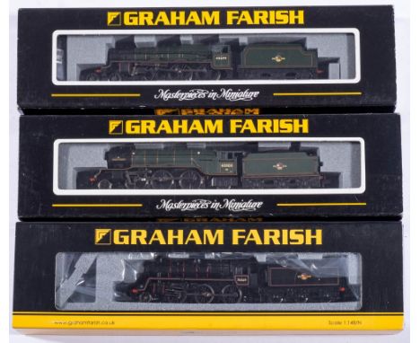 Graham Farish by Bachmann N gauge .A group of three steam outline locomotives: comprising  No.372-600 V2 60800 'Green Arrow' 