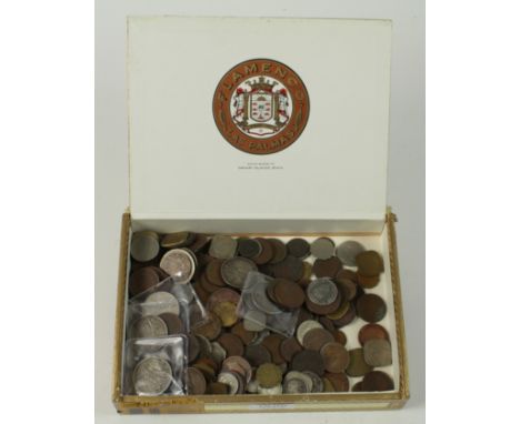India, a cigar box full of mixed coins 19th-20thC incuding silver.