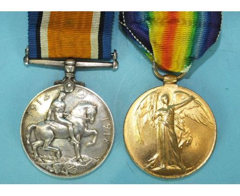 A WWI pair to K28067 W R Rogers Sto 2 RN: British War and Victory medals, (2).