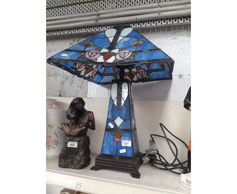 A Tiffany style lamp - needs attention 