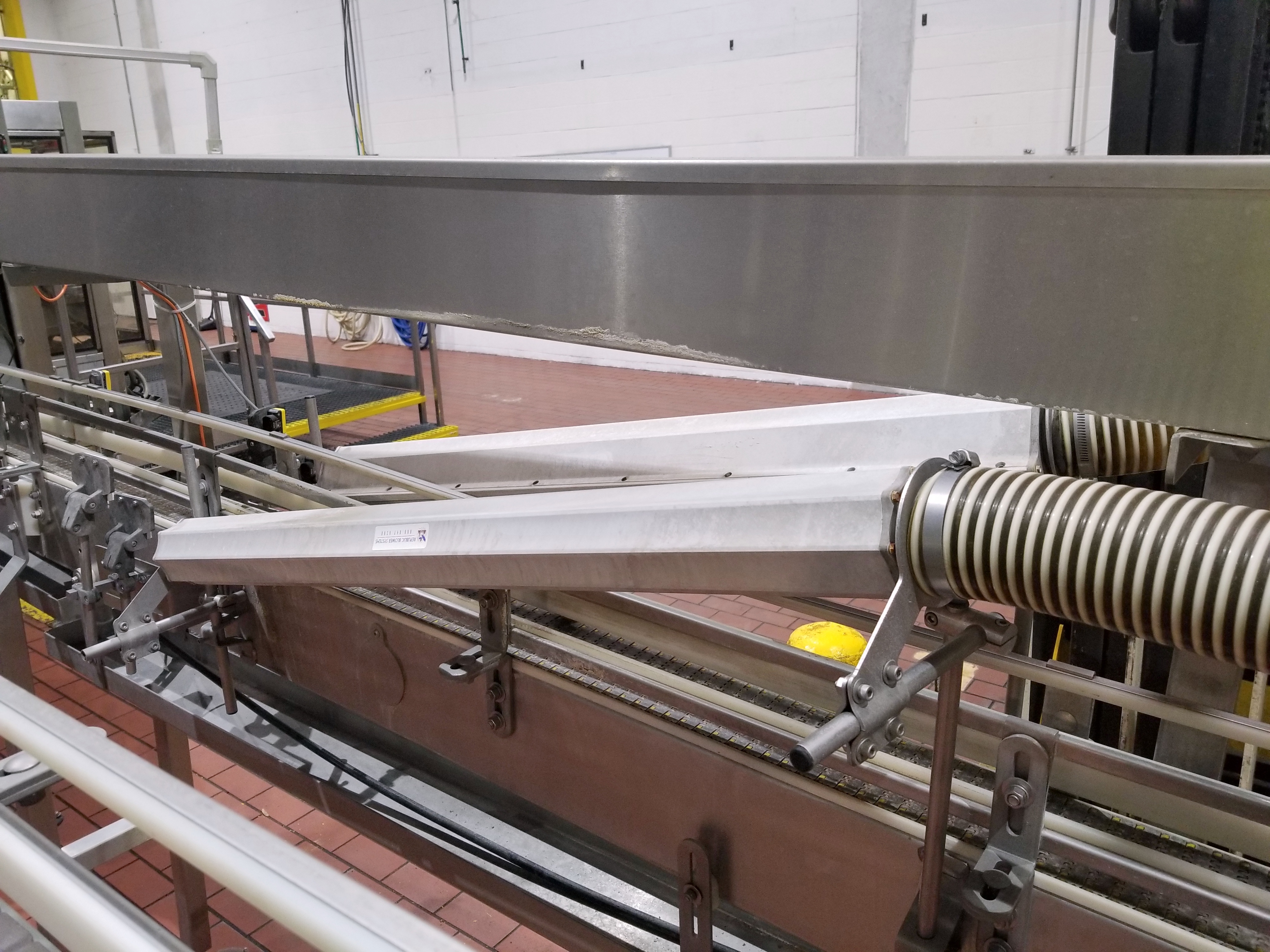 (2) 24" Air Knives inside enclosure, (2) 30" Air Knives mounted on