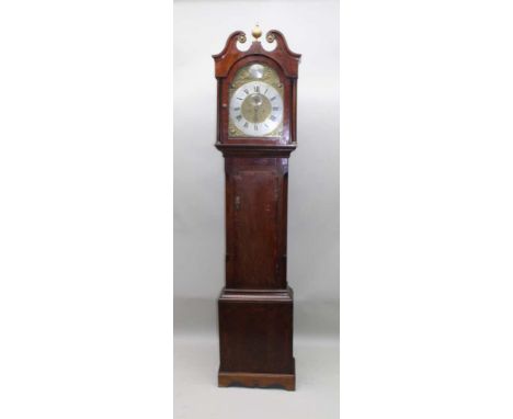 AN 18TH CENTURY OAK & MAHOGANY CROSSBANDED LONGCASE CLOCK, having 8-day movement, the face with silvered chaptering and subsi