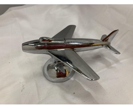 A VINTAGE DUNHILL TABLE LIGHTER IN THE SHAPE OF A PLANE HEIGHT 8CM, LENGTH 16CM 