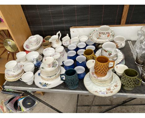 AN ASSORTMENT OF CERAMIC WARE TO INCLUDE JUGS, DENBY CUPS, PLATES AND SAUCERS ETC 