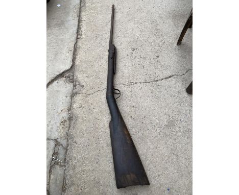 A VINTAGE AIR RIFLE 