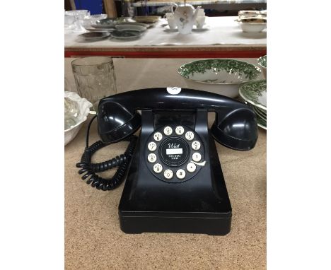 A VINTAGE STYLE BLACK PUSH BUTTON TELEPHONE 