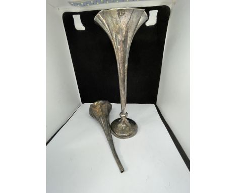 A HALLMARKED BIRMINGHAM SILVER BUD VASE AND A HALLMARKED SHEFFIELD ITEM GROSS WEIGHT 88.2 GRAMS 