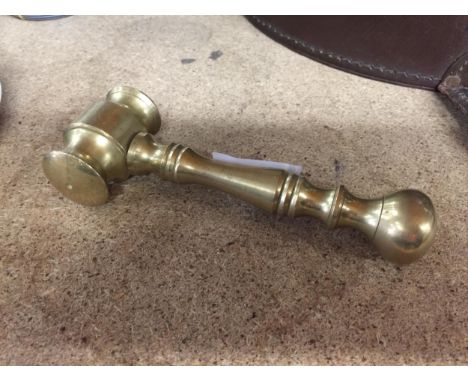 A VINTAGE BRASS GAVEL 