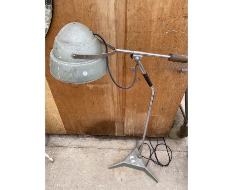 A VINTAGE AND RETRO HANOVIA INDUSTRIAL STYLE ADJUSTABLE LIGHT 