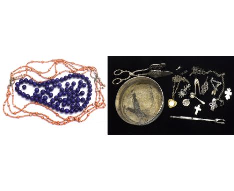 Mixed lot of assorted interesting items to include a lapis bead necklet, coral coloured necklet, novelty leg cigar cutter, pl