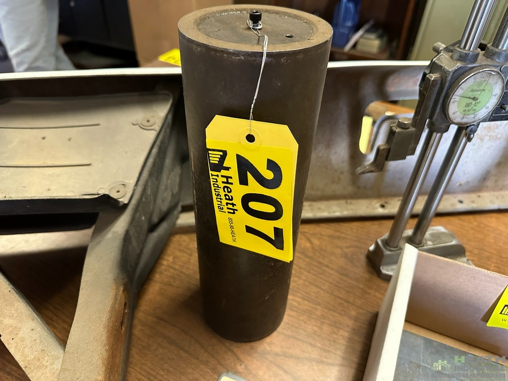 Lot 207