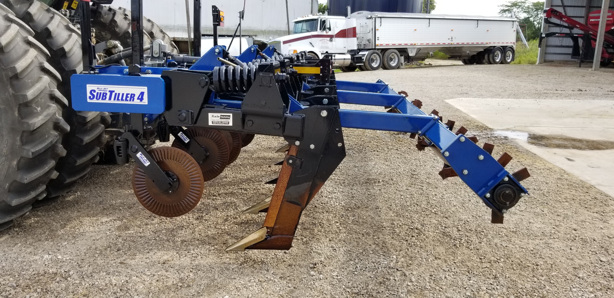 Blue Jet subtiller 4 inline ripper, 6” shank with rear roller, less