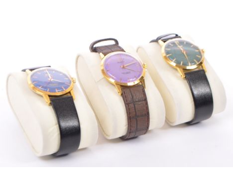 Sona - Para Shock - A collection of three Sona Para Shock 17 jewel shock and water resistant wristwatches. Each with gilt sti