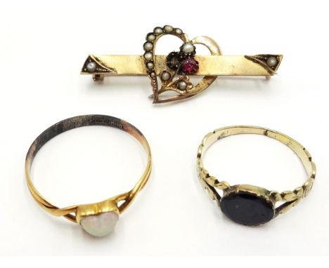 15ct Gold ring set with a heart shape opal, an amethyst ring and a bar brooch set with seed pearls   Condition Report & Furth