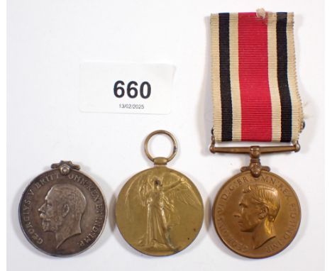 A pair of WWI medals and WWII Special Constabulary medal, 303598 Pte T G Usher 5-LOND-R