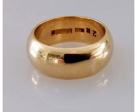 A 9ct yellow gold wedding band, size R, 8mm, hallmarked, 12.3g