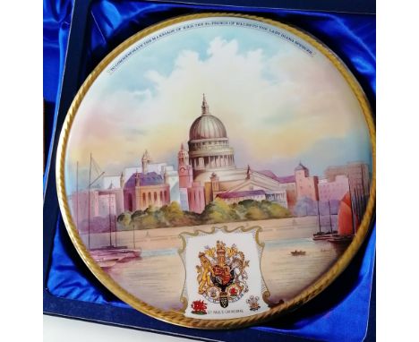 An Aynsley wall plaque of St Paul's Cathedral to commemorate the wedding of Charles, Prince of Wales, and Lady Diana Spencer,