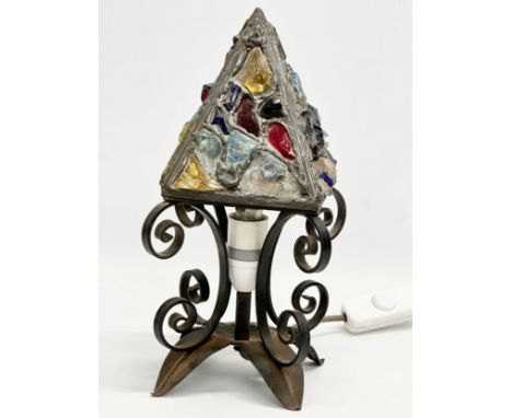 A 1950’s ‘Rock Glass’ table lamp by Peter Marsh. 16x16x33cm 