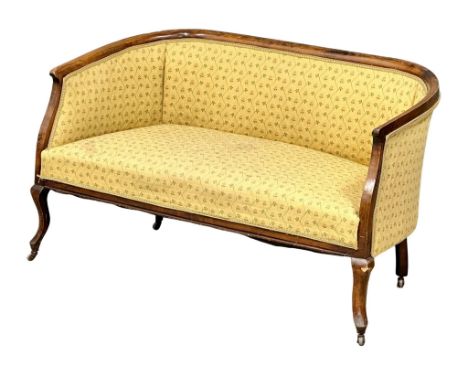 An Edwardian 2 seater sofa. 118x63x74cm 