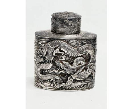 A good quality late 19th century Chinese silver plated tea caddy. Circa 1880-1900. 9x6x12cm 