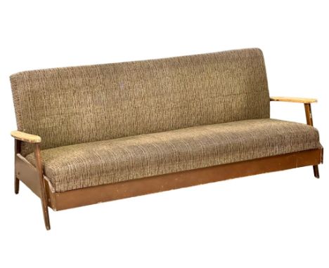 A Mid Century daybed. 146.5cm(1) 