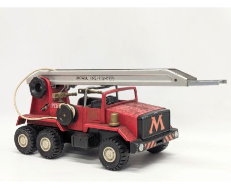 A large vintage Meccano 'Mogul' Fire-Fighter trunk. 32cm 