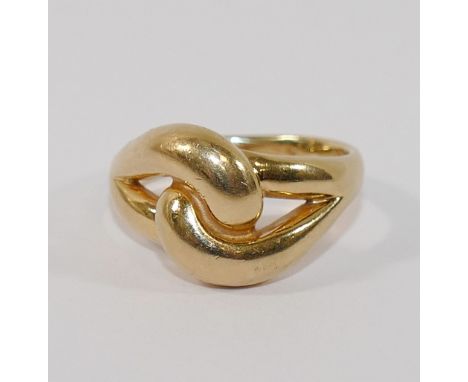 An American James Avery yellow metal knot ring, with maker's mark, stamped '585', finger size U, 9.1gwww.jamesavery.comCONDIT