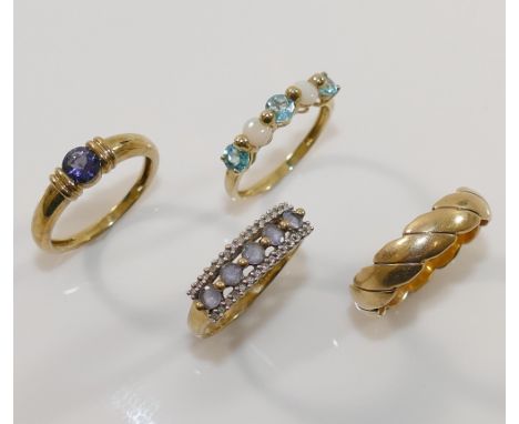 A QVC 9 carat gold tanzanite set ring, and two other 9 carat gold QVC gem-set rings, combined weight 6.5g gross, and 9 carat 