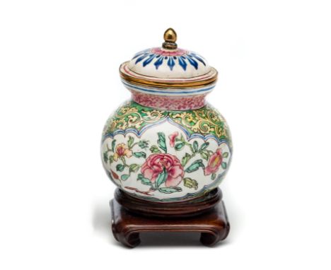 A CHINESE CANTON ENAMEL SMALL JAR AND COVER, QIANLONG PERIOD (1736-95)  the globular body rising from a short spreading foot 