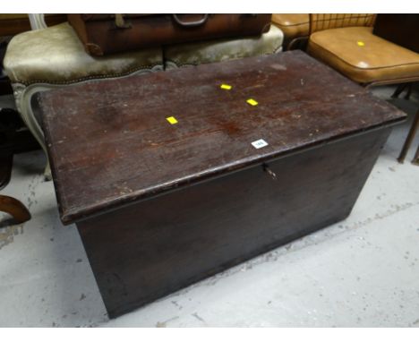 Vintage stained pine blanket chest with internal shelf & carry handles