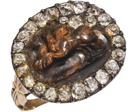 Kammee-RingGold, Diamanten im Altschliff mit insgesamt ca. 1,50 KaratDm. 1,7 cm