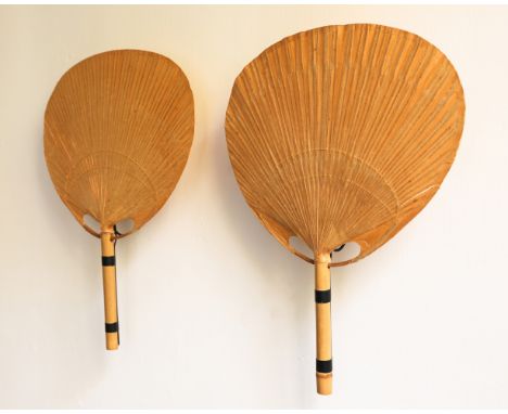 Ingo Maurer, Design M, 2 Wandleuchten Modell UchiwaIngo MaurerDesign MDesign 1970s2 Wandleuchten Modell Uchiwa. Entwurf 1970e