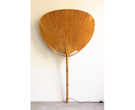 Ingo Maurer, Design M, große Stehleuchte Modell Uchiwa IIngo MaurerDesign MDesign 1973Große Stehleuchte Modell Uchiwa I. Entw
