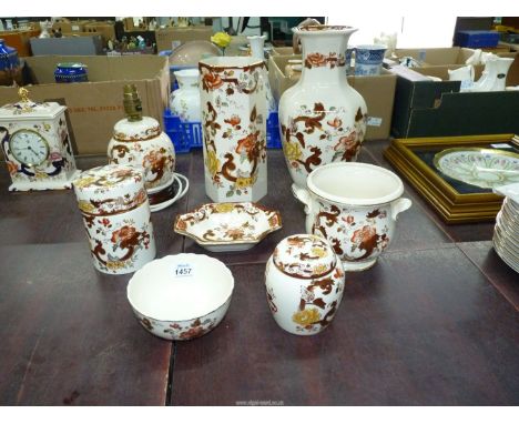 A quantity of Mason's Brown Velvet to include;  vases, lamp, ginger jar, jardiniere, etc.