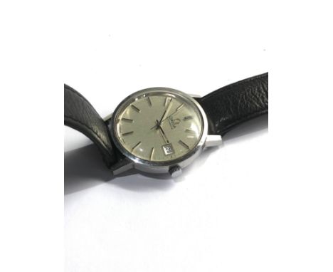 Vintage omega automatic presentation watch cal 1010 ref 166.0202 in good condition working order no warranty given 
