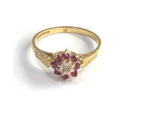 9ct gold Diamond &amp; Ruby cluster ring (1.9g) 