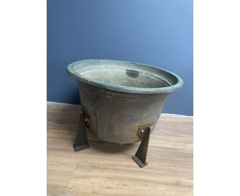 A garden copper plant pot / stand with fixed legs
73cm diameter x 55cm high