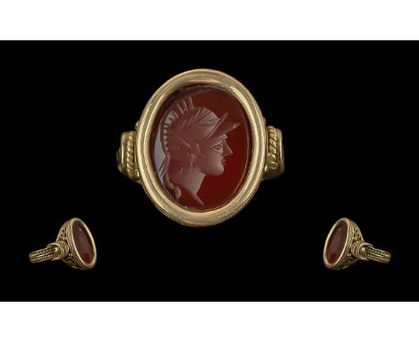 18ct Gold Heavy Ornate Shanked Seal Ring, Depicts the Bust of a Roman Soldier, The Shank and Design In Excellent Condition. N