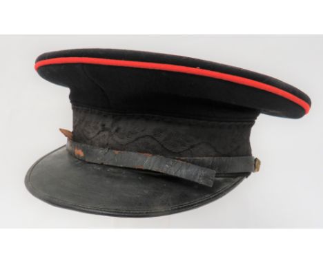 Post 1901 Durham Light Infantry Officer's Dress Cap dark blue crown with red piping. &nbsp;Dark blue body. &nbsp;Black, oak l