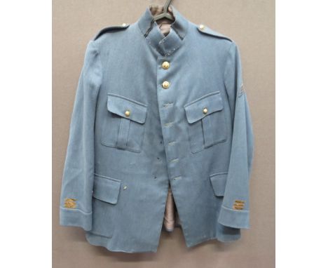 WW1 French Infantry Officer's Horizon Blue Tunic light horizon blue, fine quality cloth, single breasted, high collar tunic. 