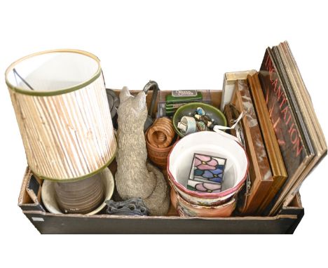 Miscellaneous ceramics 20th c,&nbsp;including Wedgwood&nbsp;Etruria &amp; Barlaston clam shell plate, and jardinière, pewter 