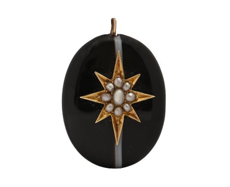 A Victorian split pearl and gold mounted agate locket, 34mm h, 10.8g  Edge of agate chipped at top