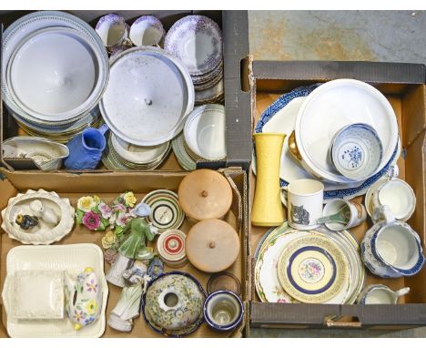 Miscellaneous ceramics and glass, including a Royal Doulton Berkshire porcelain part dinner service, Worcester Evesham tureen