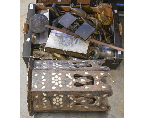 Miscellaneous plated ware and carved horn items, early 20th c and later, to include a pair of tureens and covers, five carved