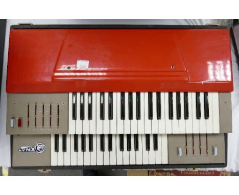 Vintage Crumor Lynx Duo organ with double keyboard: