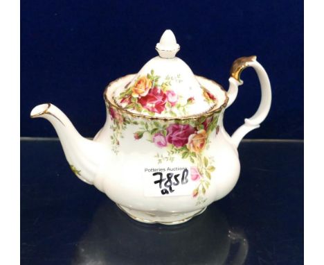 Royal Albert Old Country Roses: medium teapot