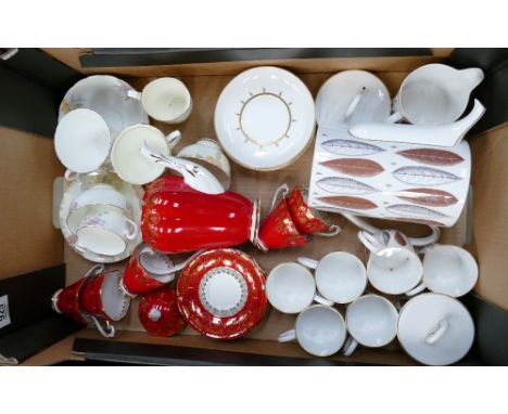 A mixed collection of items to include: Susie Cooper Coffee Set( teapot lid with hairline), Royal Standard Red Tea Set etc