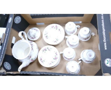 Royal Albert Lavender Rose Patterned part tea set: teapot with hairline to base